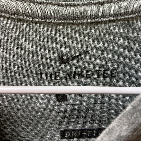 Nike Gray and Blue Short Sleeve Tee - Picture 2 of 2
